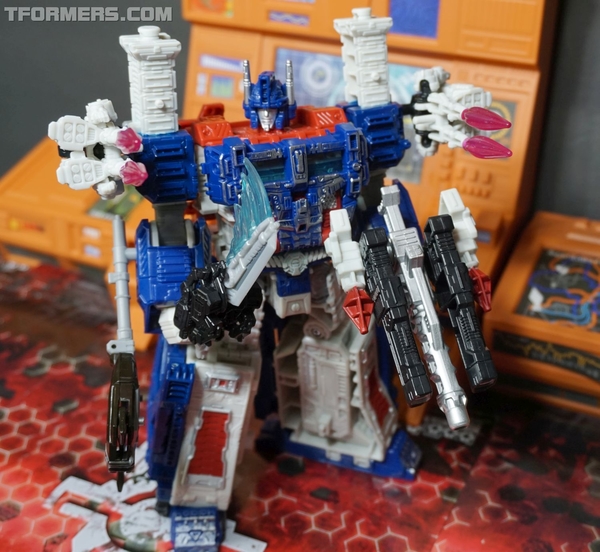 Review Siege Ultra Magnus Leader War For Cybetrtron  (47 of 93)